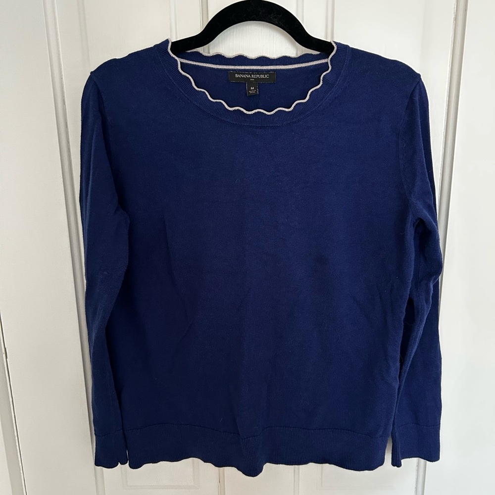 Banana Republic Navy Sweater with Cream Scallop Trim